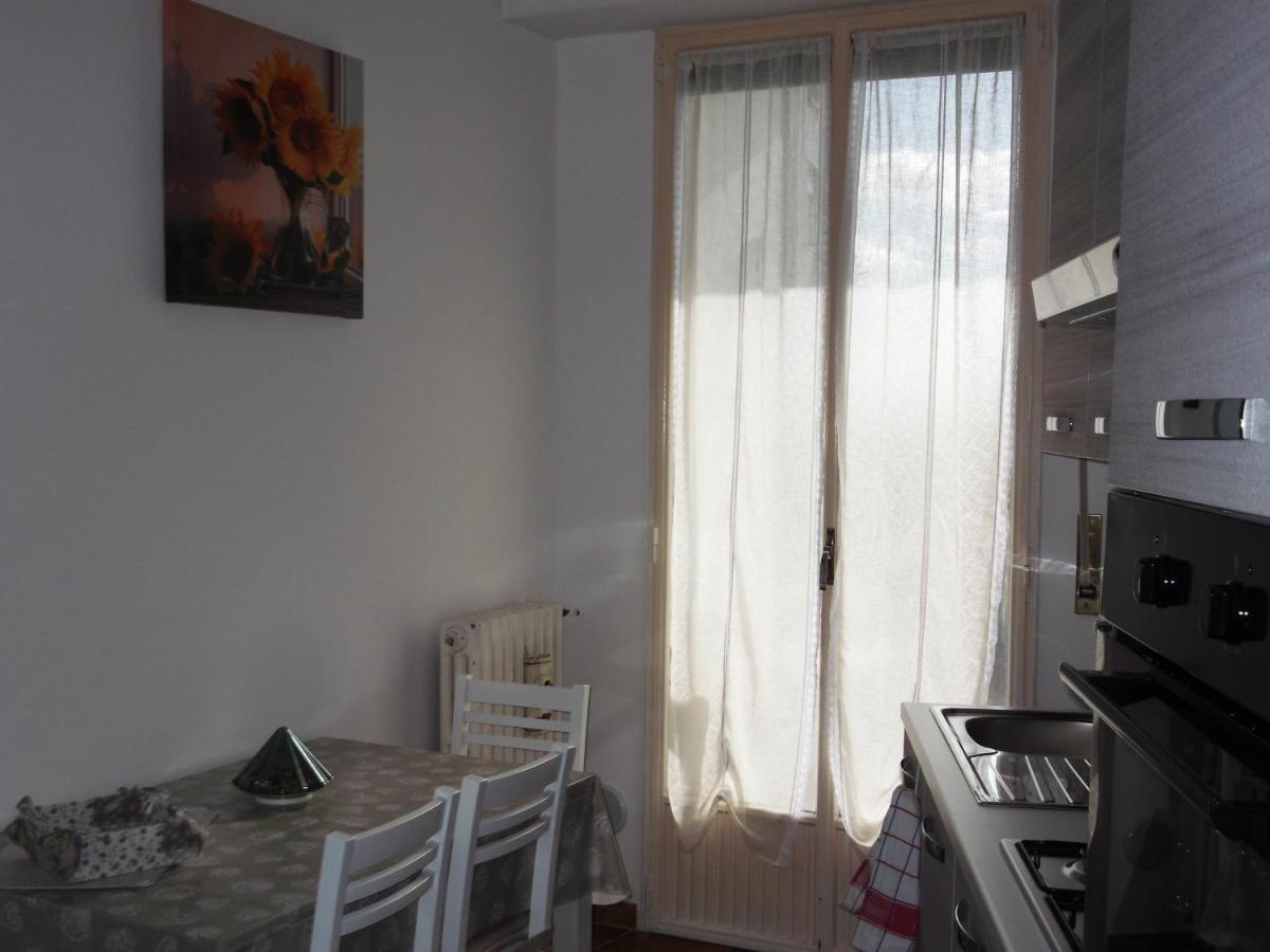 Da Livia Apartment Locorotondo Bagian luar foto