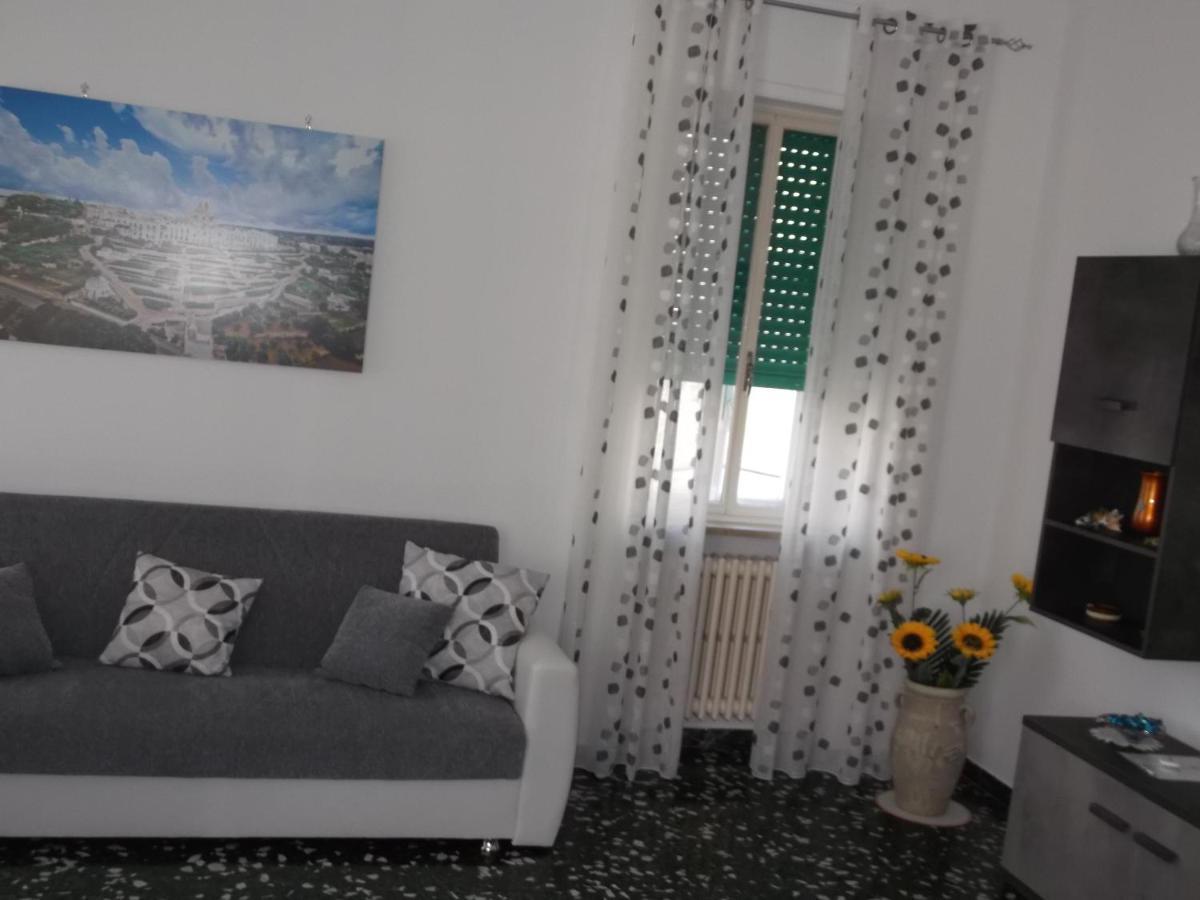Da Livia Apartment Locorotondo Bagian luar foto
