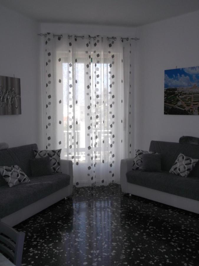 Da Livia Apartment Locorotondo Bagian luar foto