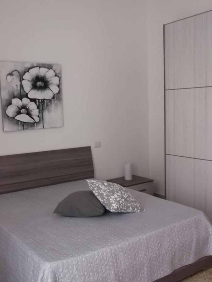 Da Livia Apartment Locorotondo Bagian luar foto