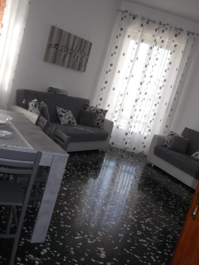 Da Livia Apartment Locorotondo Bagian luar foto