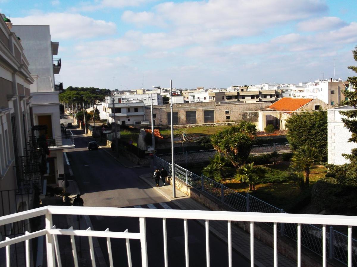 Da Livia Apartment Locorotondo Bagian luar foto